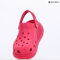 Nazouváky  Crocs Classic Crush Clog dragon fruit 15