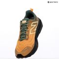 Pánské běžecké boty New Balance FuelCell Venym dried apricot 9