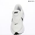 Dámské běžecké boty Nike Revolution 8 EasyOn white/wolf grey/black 17