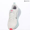 Dámské běžecké boty  Nike Vomero 18 white/glacier blue/metallic silver 11