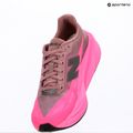Dámské běžecké boty New Balance FuelCell Rebel V5 pink heat/rosewood 21