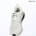 Dámské běžecké boty Nike Vomero 18 summit white/sail/metallic silver 16
