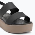 Dámské sandály  Crocs Brooklyn Low Wedge black/mushroom 7