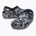 Crocs Classic Camo Clog T grey dětské žabky 207593-097 12