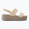 Dámské sandály Crocs Brooklyn Met Low Wedge metal champagne 2