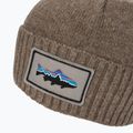 Patagonia Brodeo Beanie fitz roy trout patch/ash tan trekingová čepice 4