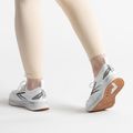 Brooks Levitate StealthFit 6 dámská běžecká obuv šedá 1203851B170 3