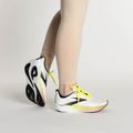 Dámské běžecké boty   Brooks Hyperion Max white/black/nightlife 2