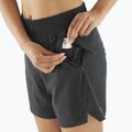 Dámské běžecké šortky Salomon SHAKEout Core 6" deep black 4
