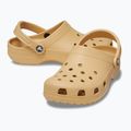 Nazouváky  Crocs Classic wheat 6