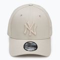 Kšiltovka  New Era League Essential 39Thirty New York Yankees light beige 2