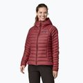 Dámská péřová bunda Patagonia Hoody oxide red