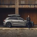 Černý lesklý střešní box Thule Motion 3 Sport 10