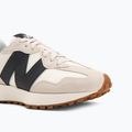 Dámské boty New Balance 327's V1 beige 7