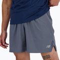 Pánské běžecké šortky New Balance RC Seamless 7" graphite 4