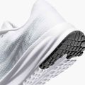 Dámské běžecké boty Nike Run Defy white / pure platinum / black 9