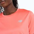 Dámské běžecké tričko New Balance Essentials SS driftred 4