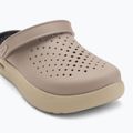 Nazouváky Crocs Inmotion Clog taupe 8
