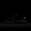 Dětské běžecké boty Nike Vomero 18 black/coconut milk/iron ore/summit white 15