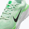 Pánské běžecké boty Nike Winflo 11 barely green / black / green strike 9
