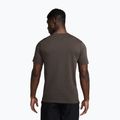 Pánské tréninkové tričko Nike Primary baroque brown/baroque brown 2