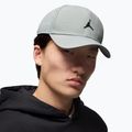 Kšiltovka  Jordan Rise Structured Metal Jumpman light smoke grey/R511 9