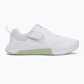 Dámské tréninkové boty Nike MC Trainer 3 white/metallic silver/barely volt 2