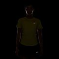 Dámské běžecké tričko Nike Swift Dri-Fit light zitron 4