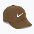 Kšiltovka Nike Dri-FIT Club mosswood brown/white