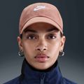 Kšiltovka Nike Club Unstructured Futura Wash rose gold/white 7