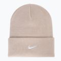 Zimní čepice Nike Peak Swoosh Beanie slit red/white
