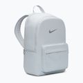 Městský batoh Nike Heritage 23 l pure platinum/metallic silver 2