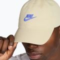 Kšiltovka Nike Club Unstructured Futura Wash light khaki/sapphire 4