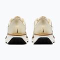 Dámské běžecké boty Nike Quest 6 light khaki/sail/metallic gold/off black 4