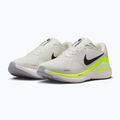 Pánské běžecké boty Nike Structure 26 summit white/volt/total orange/black 3