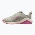 Dámské tréninkové boty Nike Bella 7 college grey/chalk/peony 9