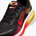 Pánské běžecké boty Nike Vomero 18 black/light crimson/bright crimson 8