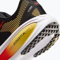 Pánské běžecké boty Nike Vomero 18 black/light crimson/bright crimson 9