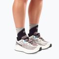 Dámské běžecké boty Salomon Aero Glide 4 GRVL vanilla ice/black iron 9