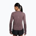 Dámské běžecké triko Longsleeve Nike Swift Dri-Fit UV tattoo 2