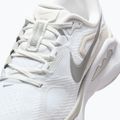 Dámské běžecké boty Nike Structure Plus white/photon dust/metallic silver 4