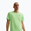 Pánské běžecké tričko Nike Miler Dri-Fit UV lime blast 4