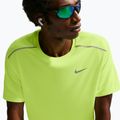 Pánské běžecké tričko Nike Miler Dri-Fit UV volt ice 6