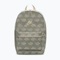 Městský batoh Nike Heritage 23 l light army/light khaki/light khaki