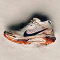 Dámské běžecké boty Nike ACG Zegama Trail summit white/phantom/safety orange/black 8