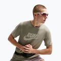 Pánské běžecké tričko Nike Dri-Fit Running silver sage/spruce fog 6