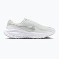 Dámské běžecké boty Nike Revolution 8 off white/barely green/metallic silver