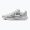 Pánské běžecké boty Nike Run Defy summit white/white/black/metallic silver 2