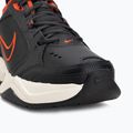 Pánské tréningové boty Nike Air Monarch IV dark smoke grey/picante red/black 7