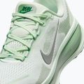 Dámské běžecké boty Nike Vomero 18 barely green/steam/metallic silver 3